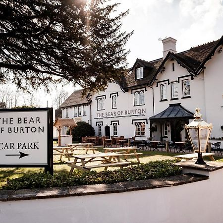 Bear Of Burton Hotel Christchurch  Buitenkant foto